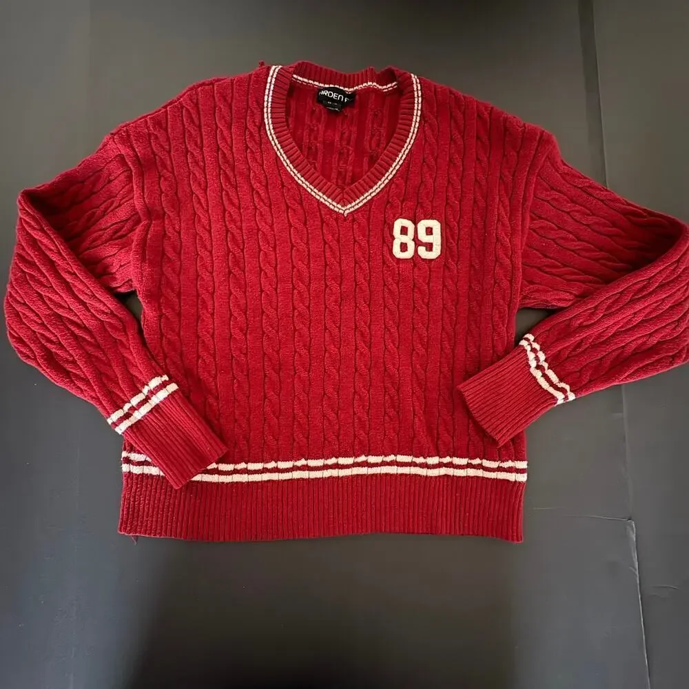 Burgundy Cable Knit V Neck Med Varsity Sweater Arden B Preppy Y2K Dark Academia